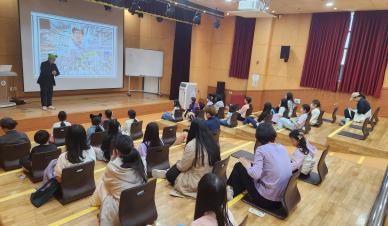 제60회 도서관주간 행사 『이규찬 웹툰 작가와의 만남』